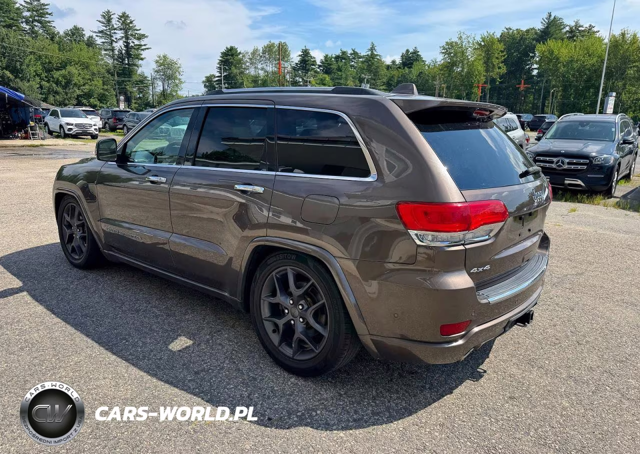 2017 Jeep Grand Cherokee Overland VIN:1C4RJFCG4HC778490 - 3
