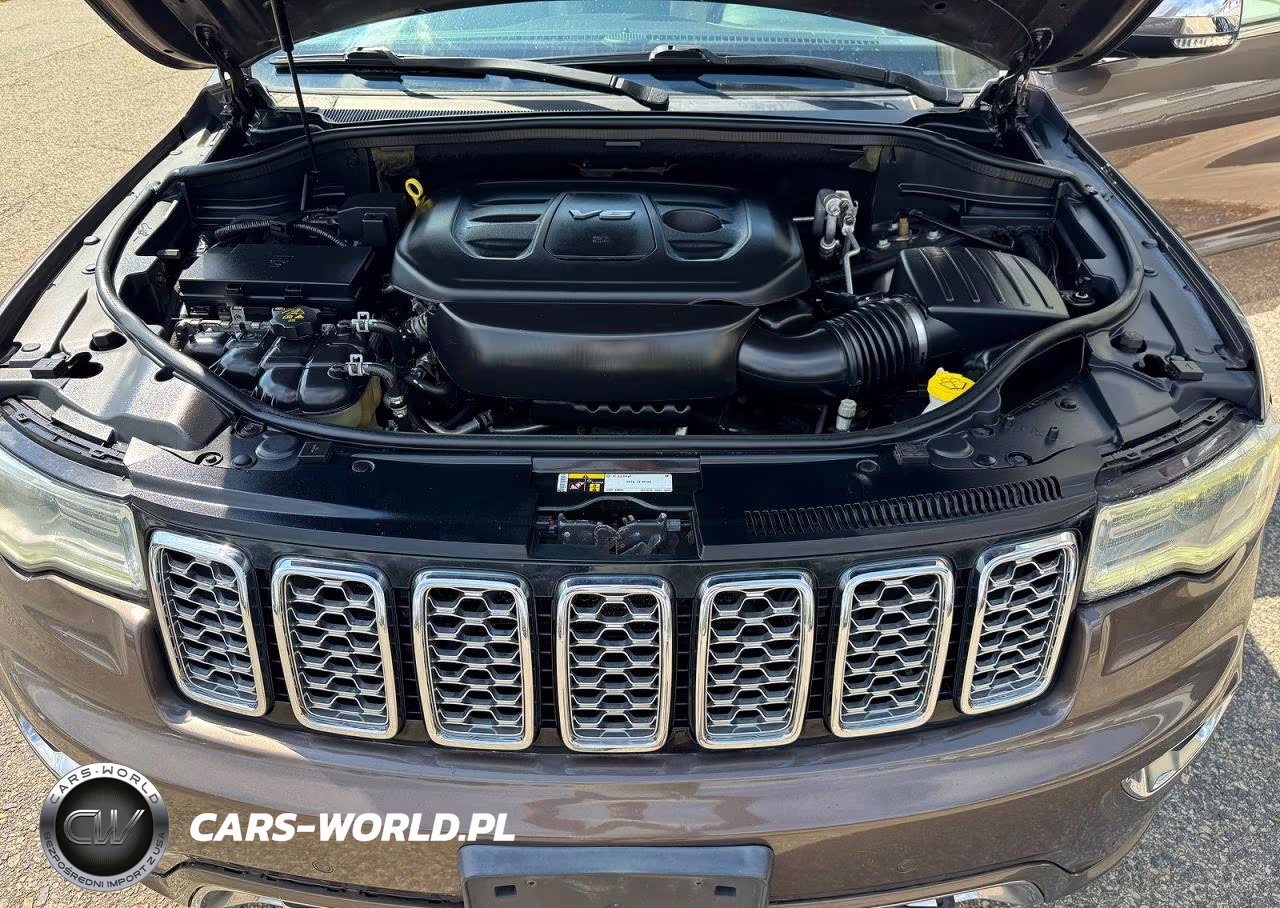 2017 Jeep Grand Cherokee Overland VIN:1C4RJFCG4HC778490 - 7