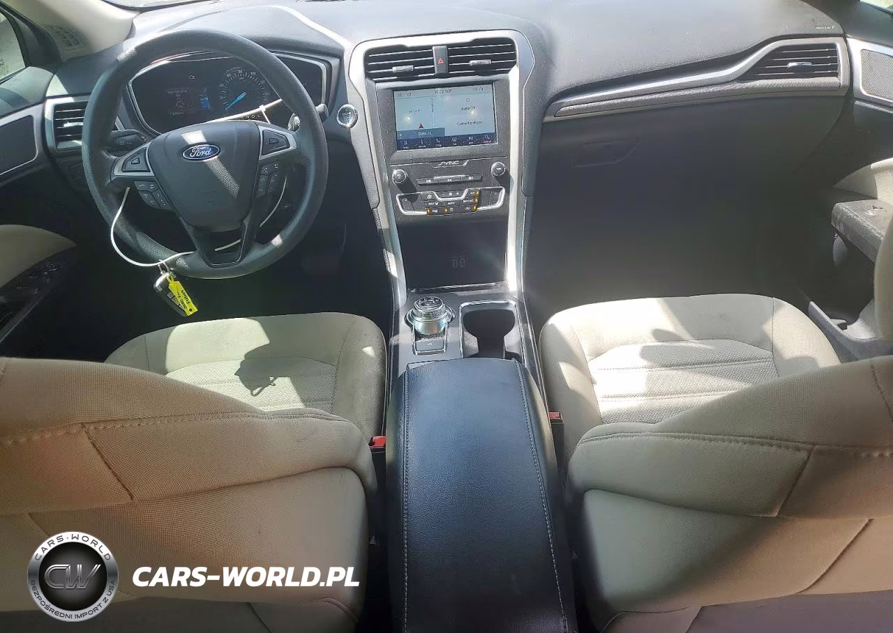 2020 Ford Fusion S VIN:3FA6P0G71LR250737 - 8