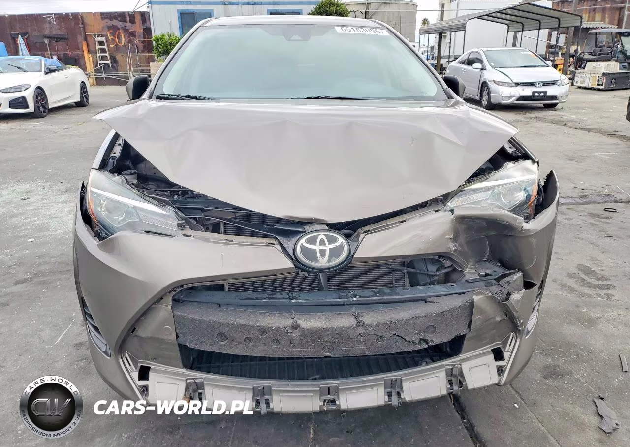 2019 Toyota Corolla Le VIN:2T1BURHE0KC197195 - 5