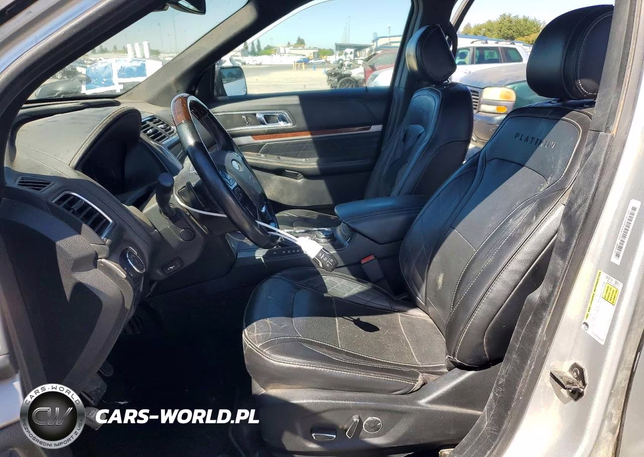2017 Ford Explorer Platinum VIN:1FM5K8HT4HGE00249 - 7