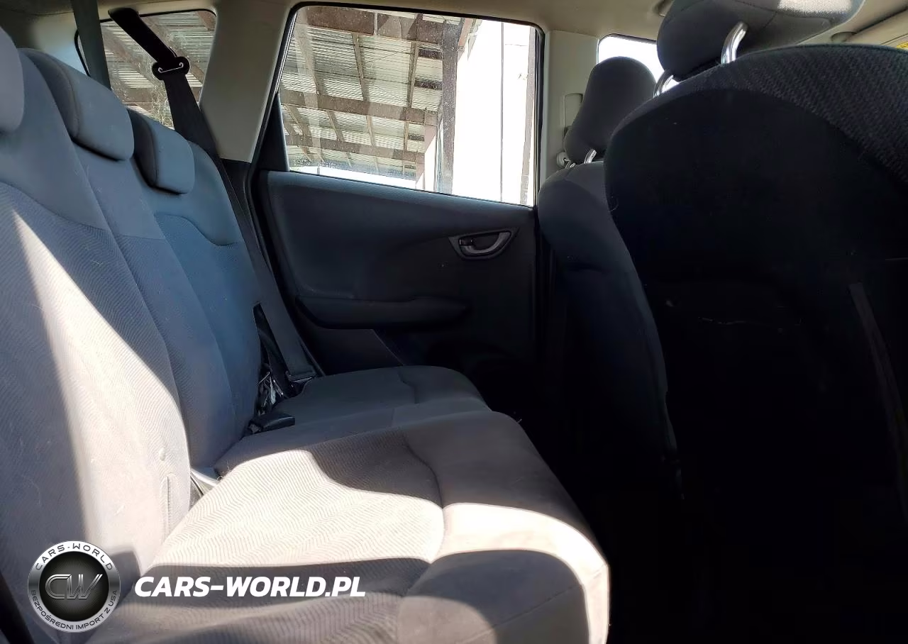 2010 Honda Fit Lx VIN:JHMGE8H2XAS013363 - 10