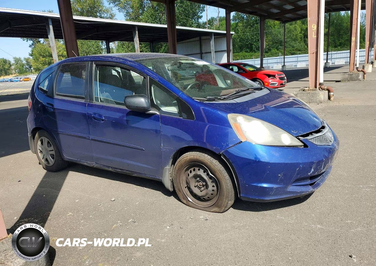 2010 Honda Fit Lx VIN:JHMGE8H2XAS013363 - 4