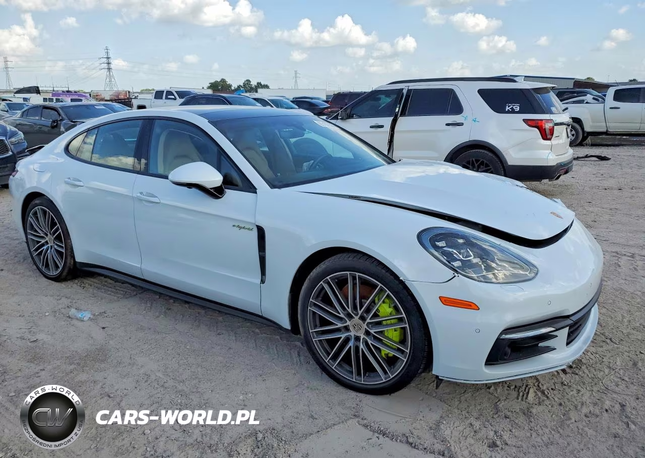 2019 Porsche Panamera 4 E-Hybrid VIN:WP0AE2A71KL125569 - 4