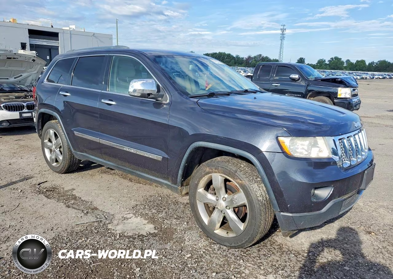2013 Jeep Grand Cherokee Overland VIN:1C4RJFCTXDC651864 - 4