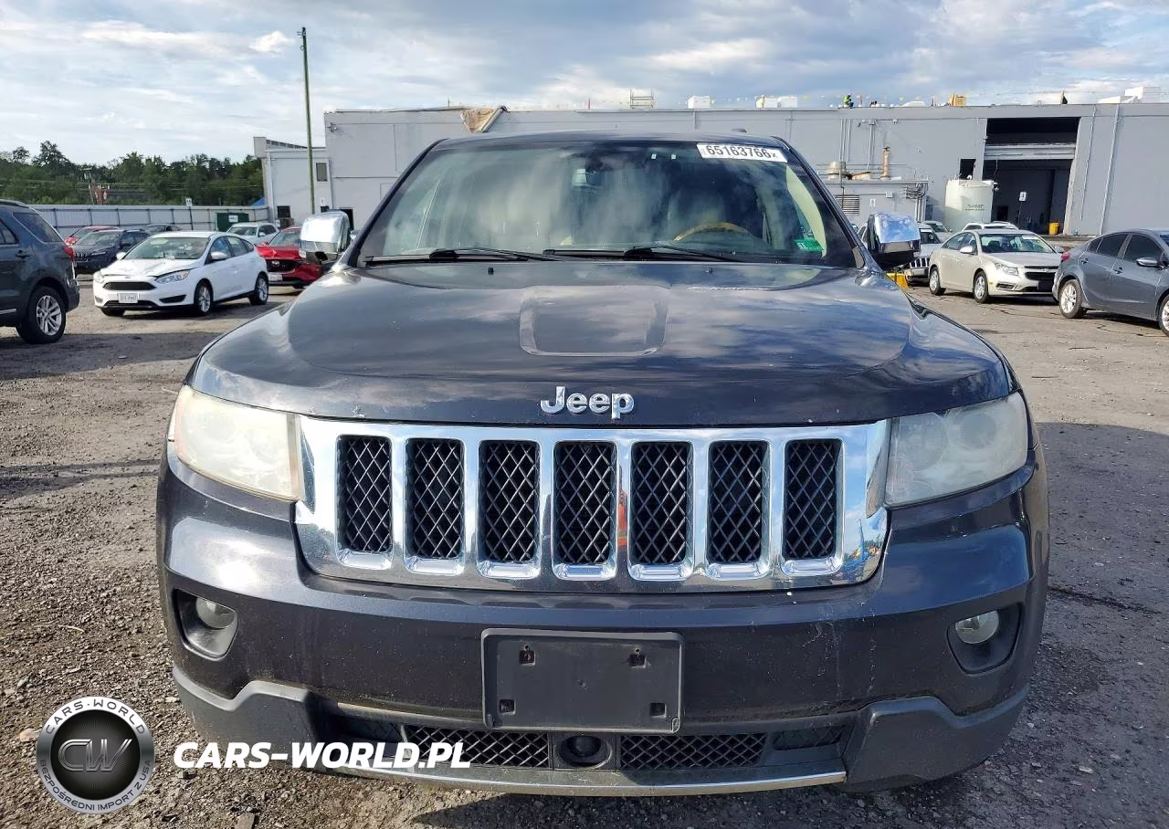 2013 Jeep Grand Cherokee Overland VIN:1C4RJFCTXDC651864 - 5