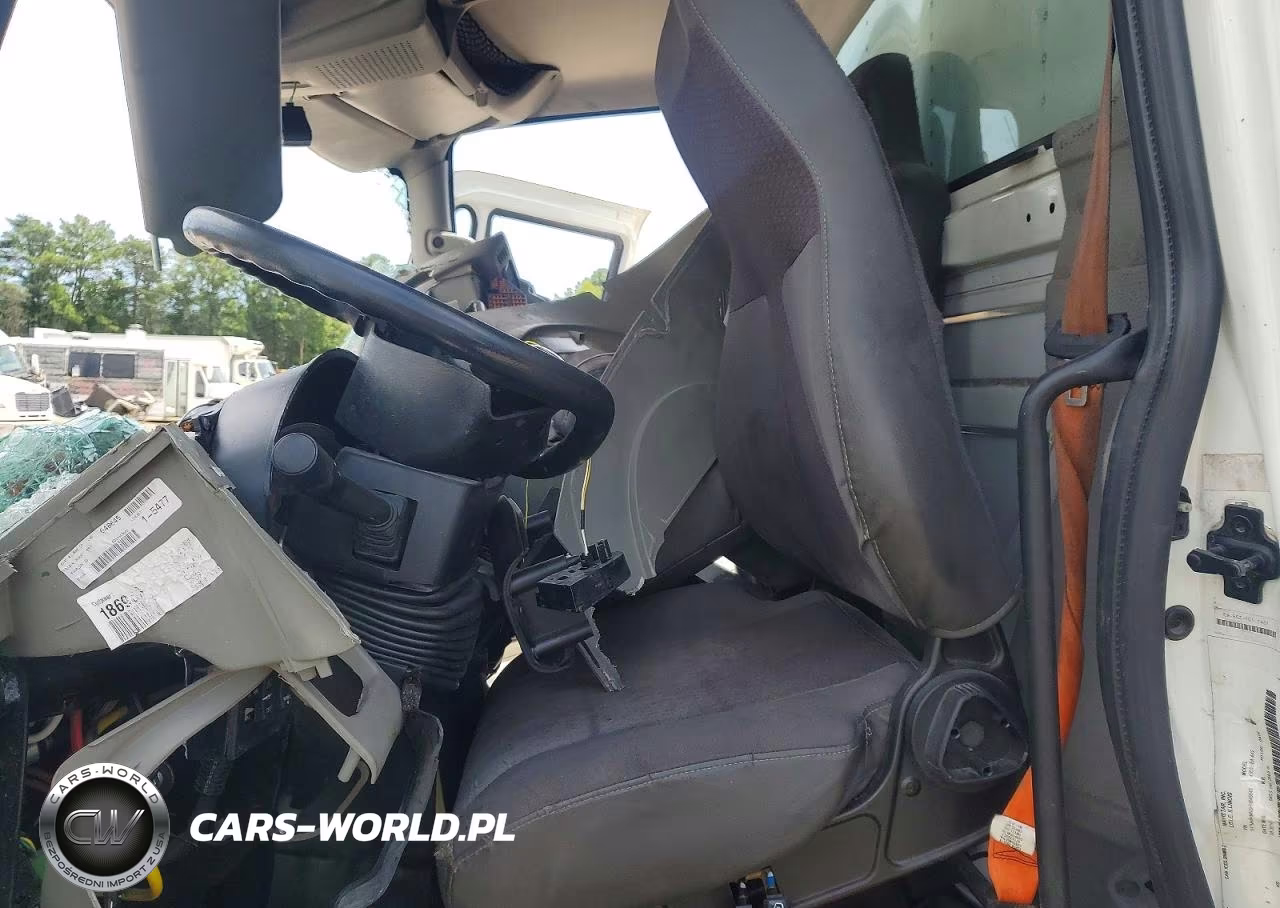 2017 International 4300 Box Truck VIN:1HTMMMMN3HH648645 - 7