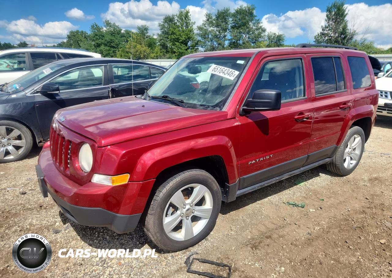 2015 Jeep Patriot Latitude – zdjęcie 1 z 13