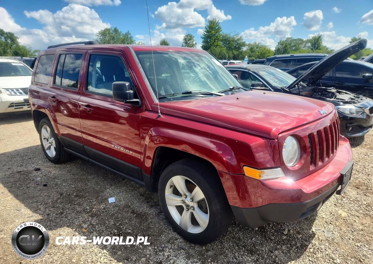 2015 Jeep Patriot Latitude VIN:1C4NJPFB9FD246891 - 4