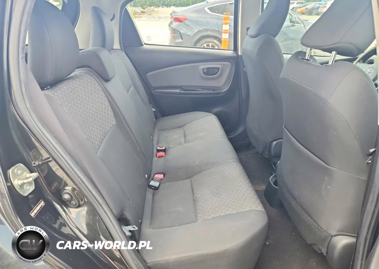 2015 Toyota Yaris 5-Door L VIN:VNKKTUD36FA047264 - 10