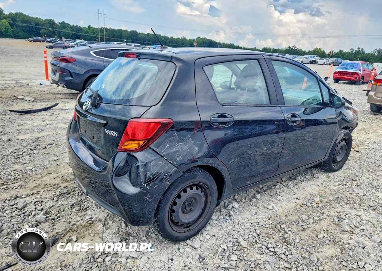 2015 Toyota Yaris 5-Door L VIN:VNKKTUD36FA047264 - 3