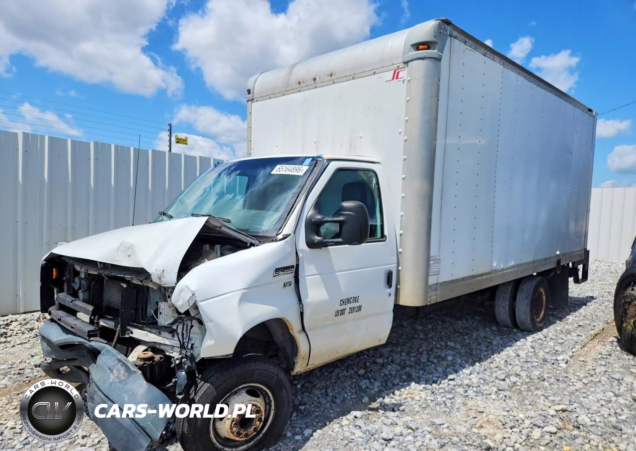 2014 Ford E450 Box Truck