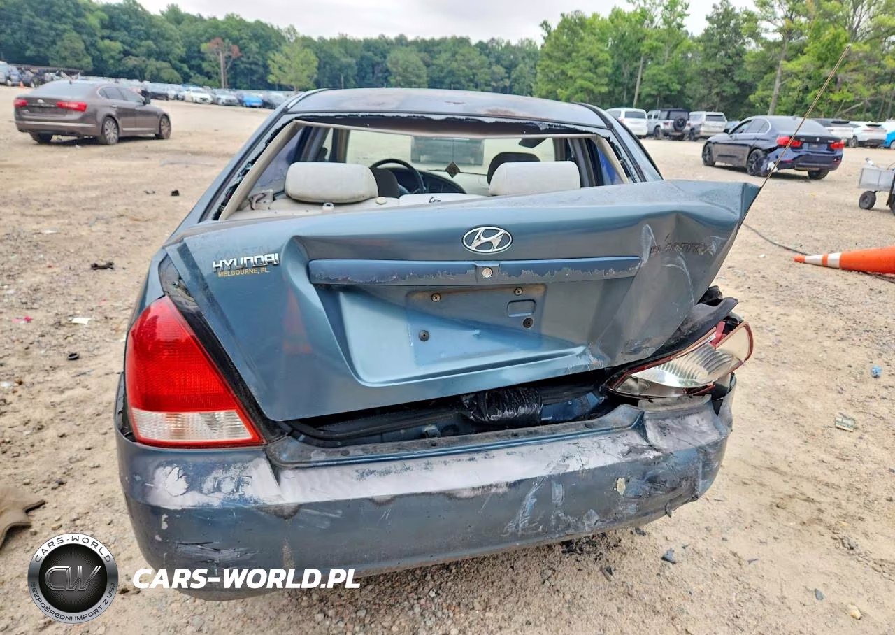 2002 Hyundai Elantra Gls VIN:KMHDN45D12U415812 - 6