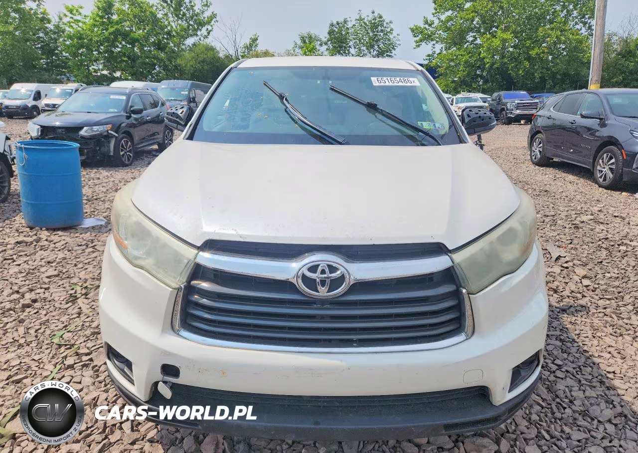 2016 Toyota Highlander Le VIN:5TDZARFH3GS018070 - 5