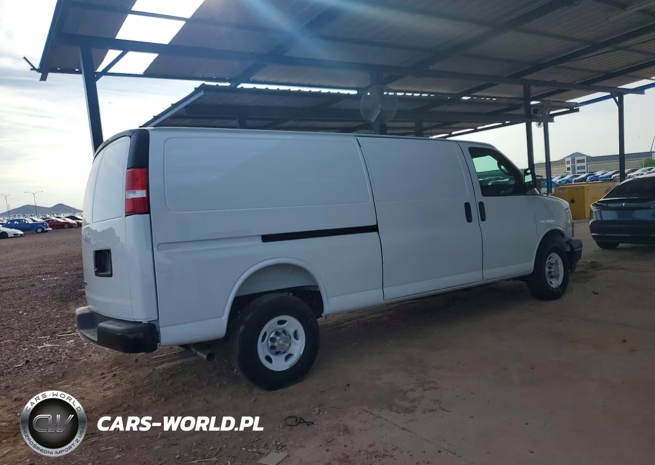 2026 Chevrolet Express 2500 Cargo Delivery Van VIN:1GCWGBF71T1268673 - 3
