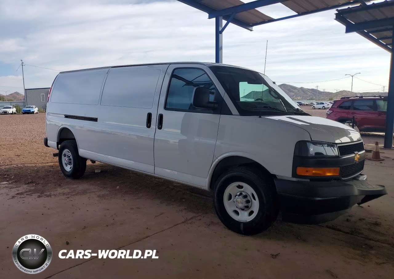 2026 Chevrolet Express 2500 Cargo Delivery Van VIN:1GCWGBF71T1268673 - 4