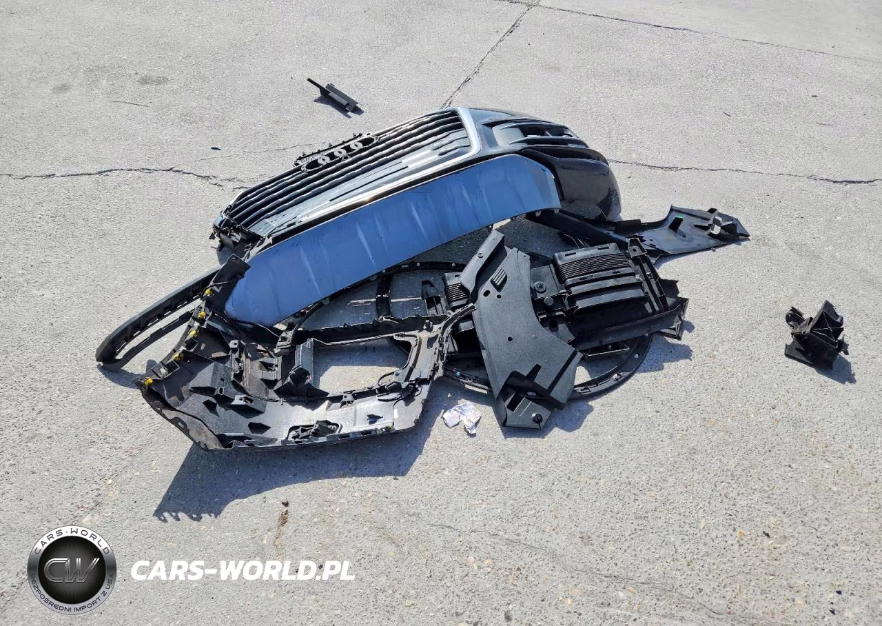 2018 Audi Q7 Premium Plus VIN:WA1LAAF75JD011925 - 13