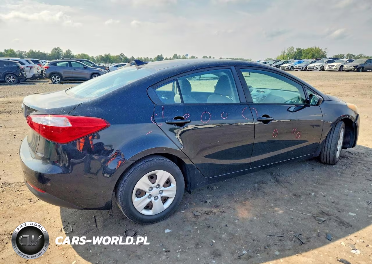 2016 Kia Forte Lx VIN:KNAFK4A69G5526670 - 3