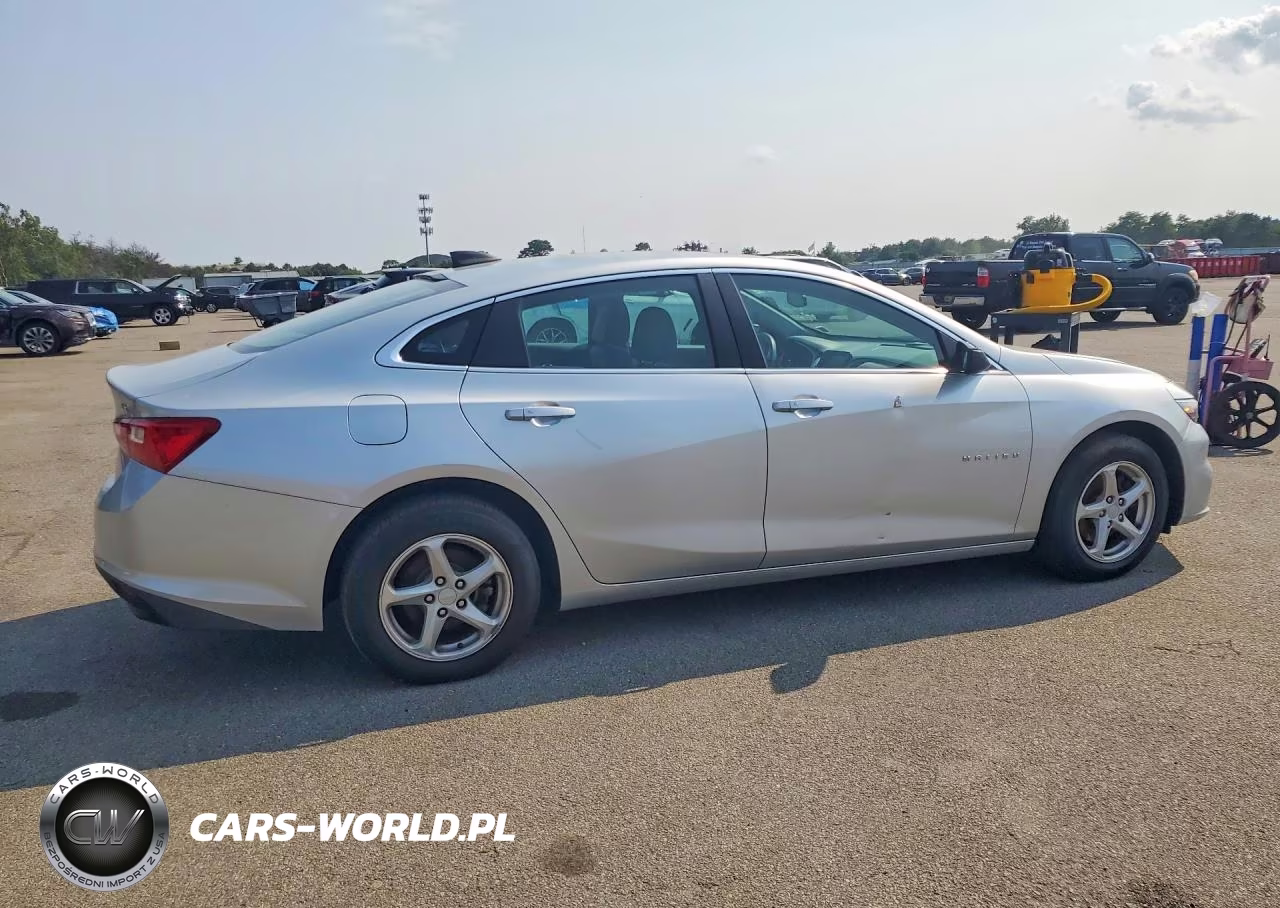 2016 Chevrolet Malibu Ls VIN:1G1ZB5ST0GF211124 - 3