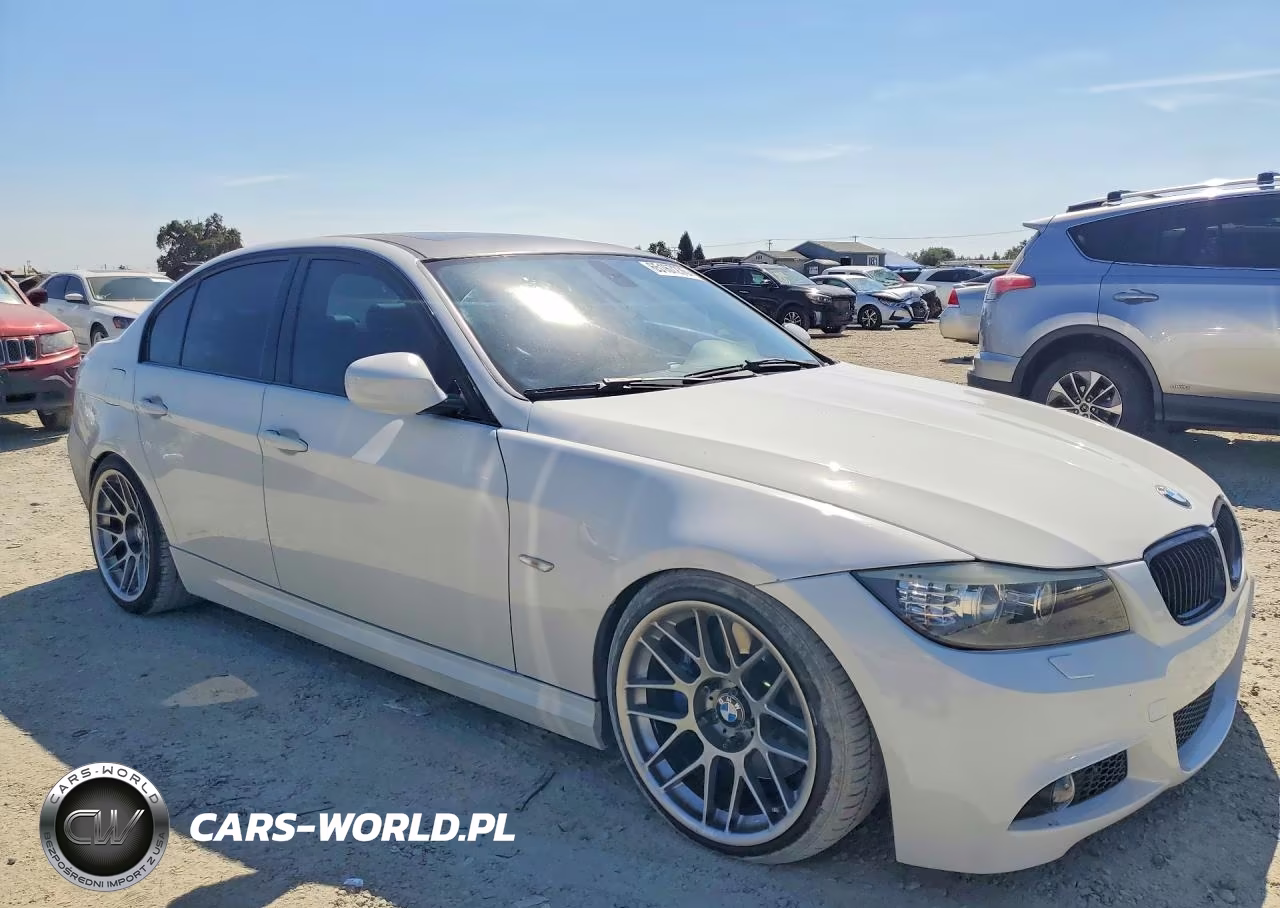 BMW 335D VIN:WBAPN7C59BA782101 - 4