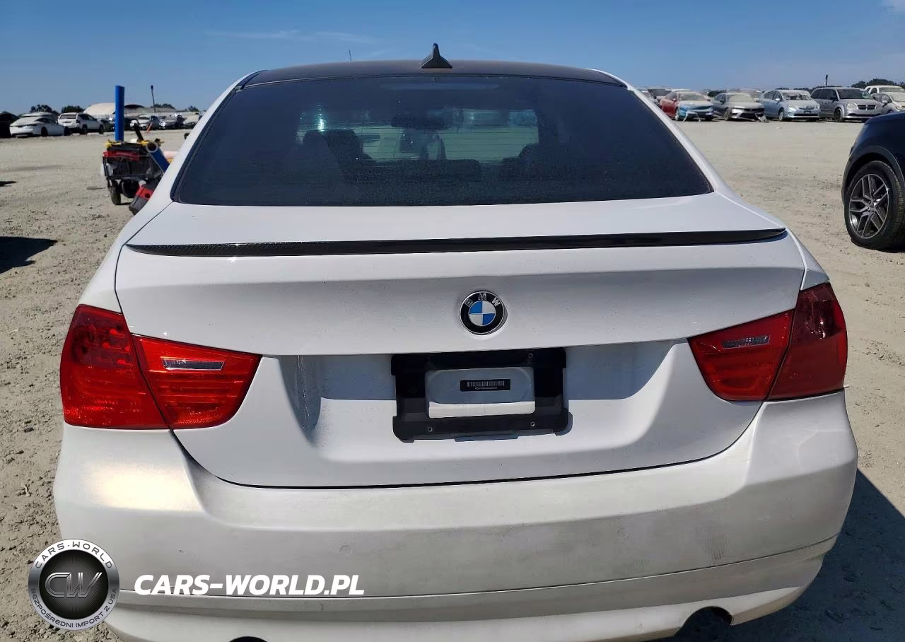 BMW 335D VIN:WBAPN7C59BA782101 - 6