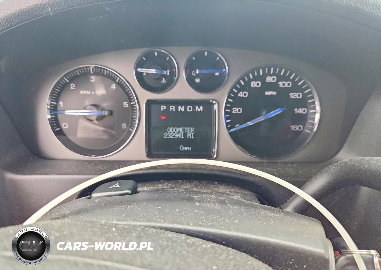2007 Cadillac Escalade Luxury VIN:1GYFK63847R345931 - 9
