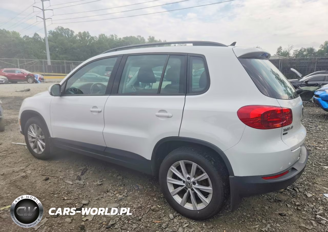 2018 Volkswagen Tiguan Limited VIN:WVGAV7AX9JK003586 - 2