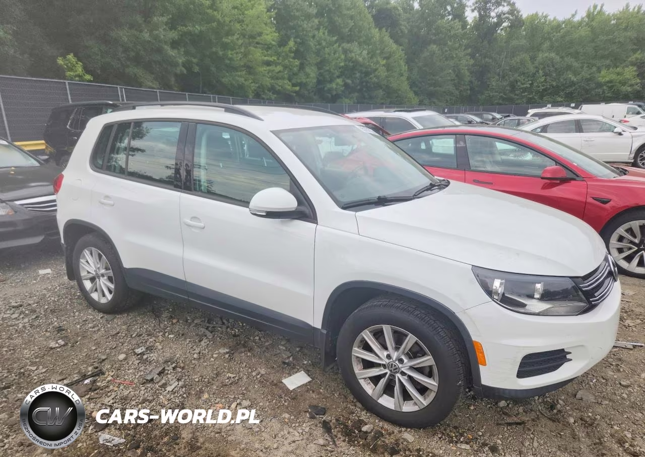 2018 Volkswagen Tiguan Limited VIN:WVGAV7AX9JK003586 - 4