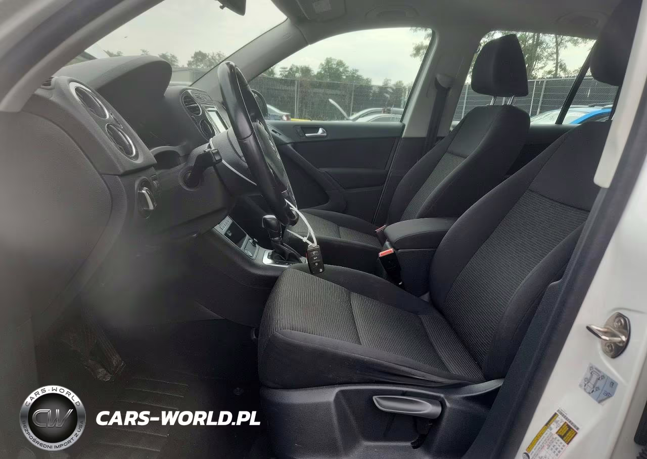 2018 Volkswagen Tiguan Limited VIN:WVGAV7AX9JK003586 - 7