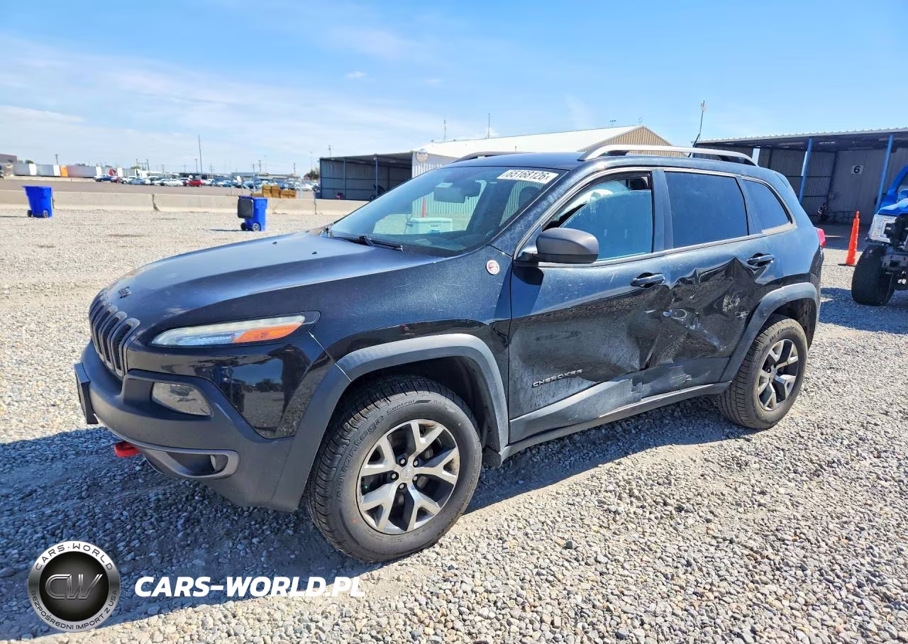 2015 Jeep Cherokee Trailhawk – zdjęcie 1 z 13