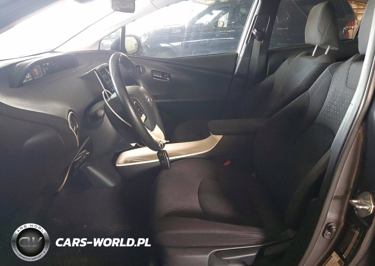 2016 Toyota Prius Three VIN:JTDKARFU4G3511806 - 7
