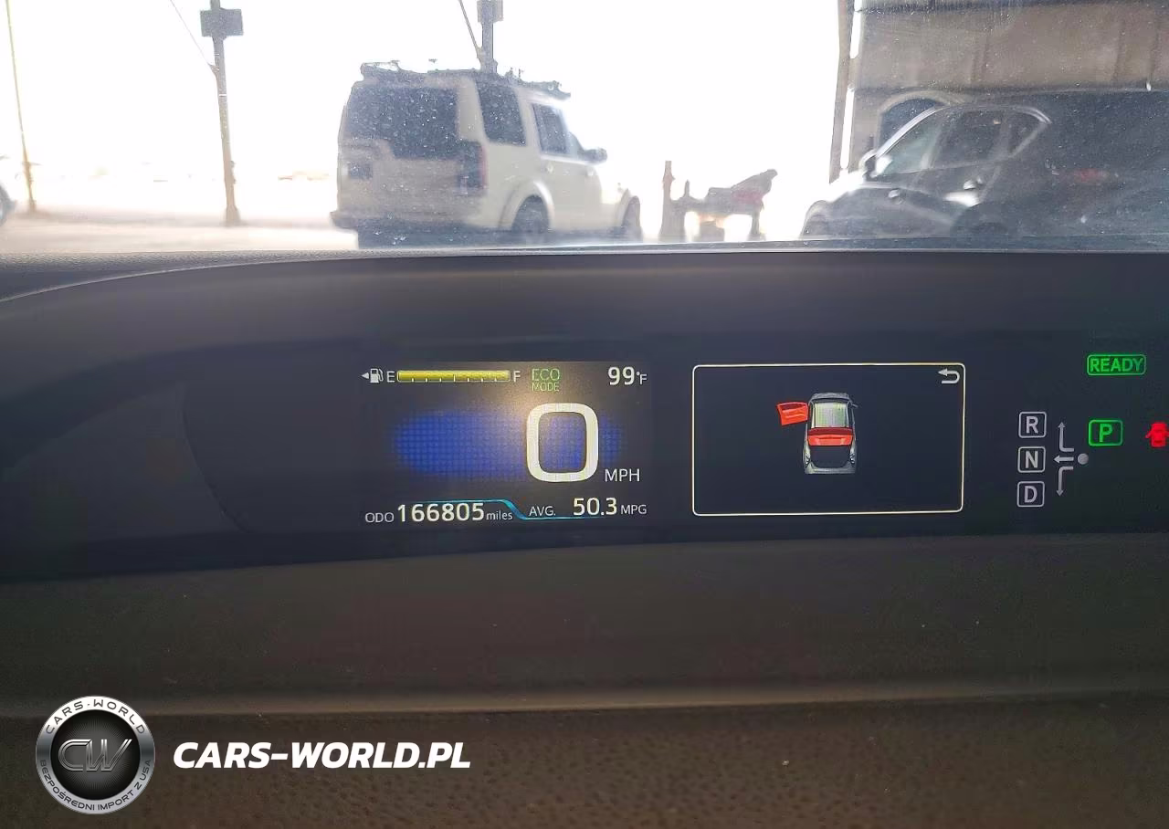 2016 Toyota Prius Three VIN:JTDKARFU4G3511806 - 9