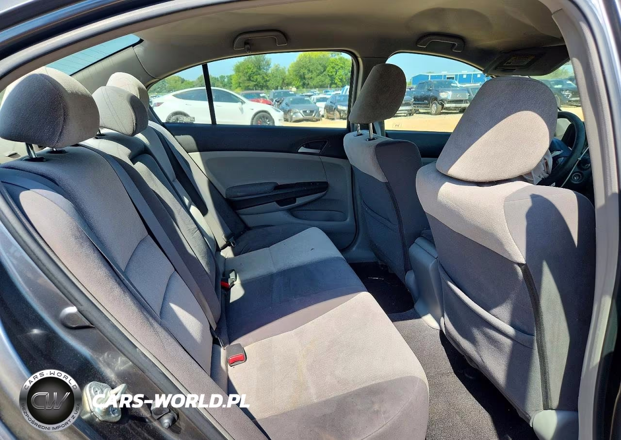 2008 Honda Accord Lxp VIN:JHMCP26408C076924 - 10