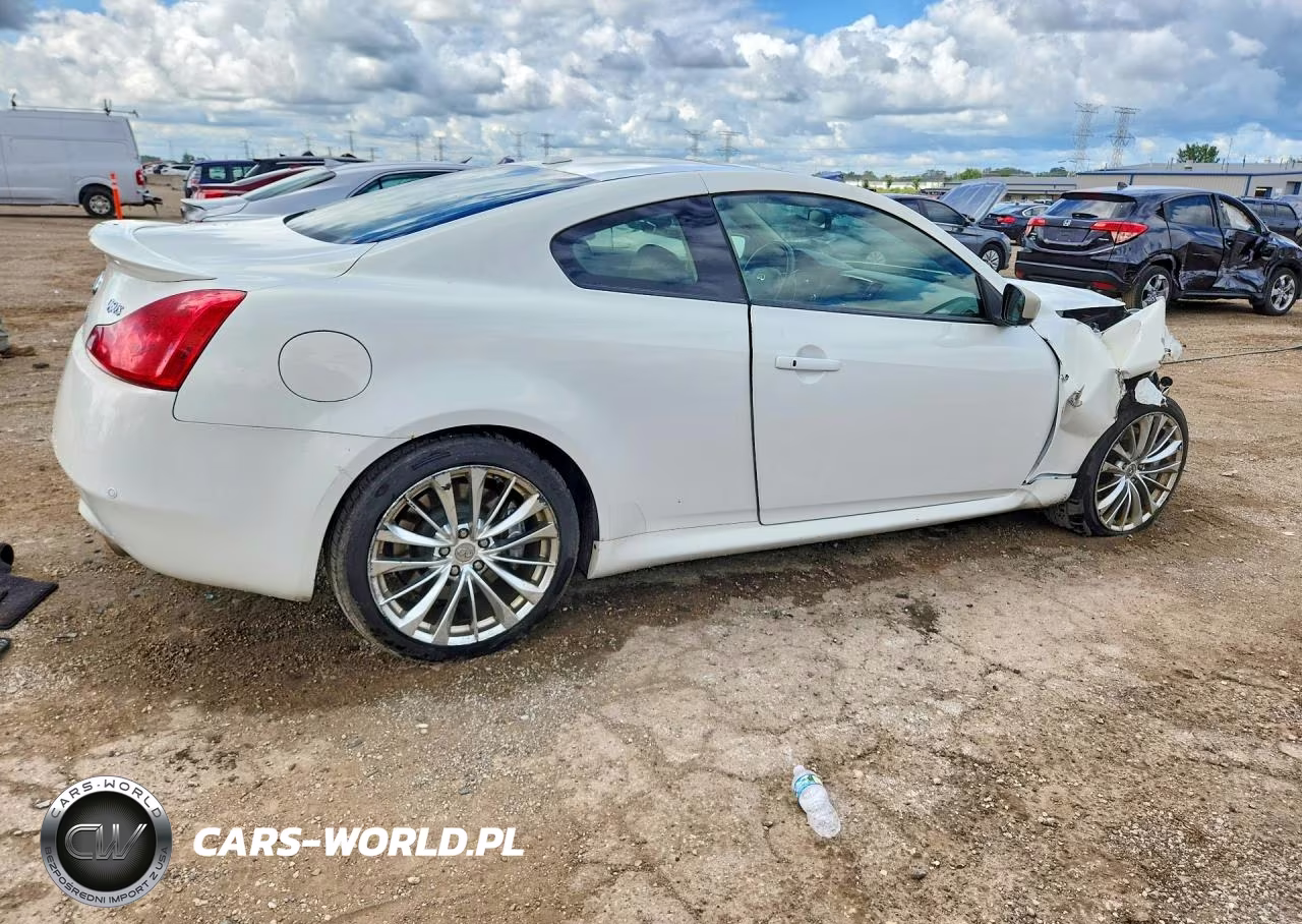 2014 Infiniti Q60 Coupe Base VIN:JN1CV6EL7EM131109 - 3