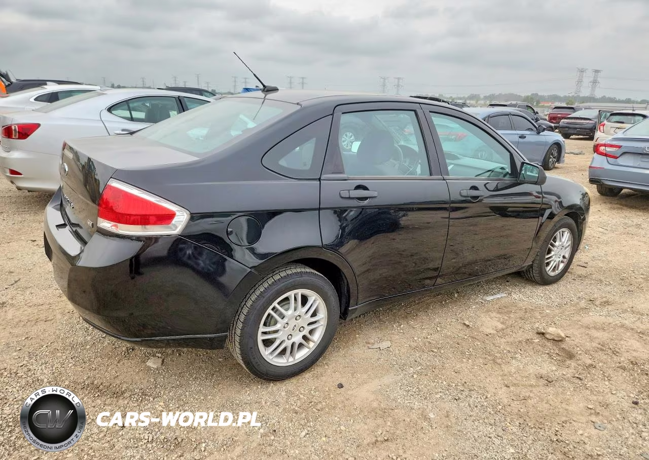 2010 Ford Focus Se VIN:1FAHP3FN9AW165231 - 3