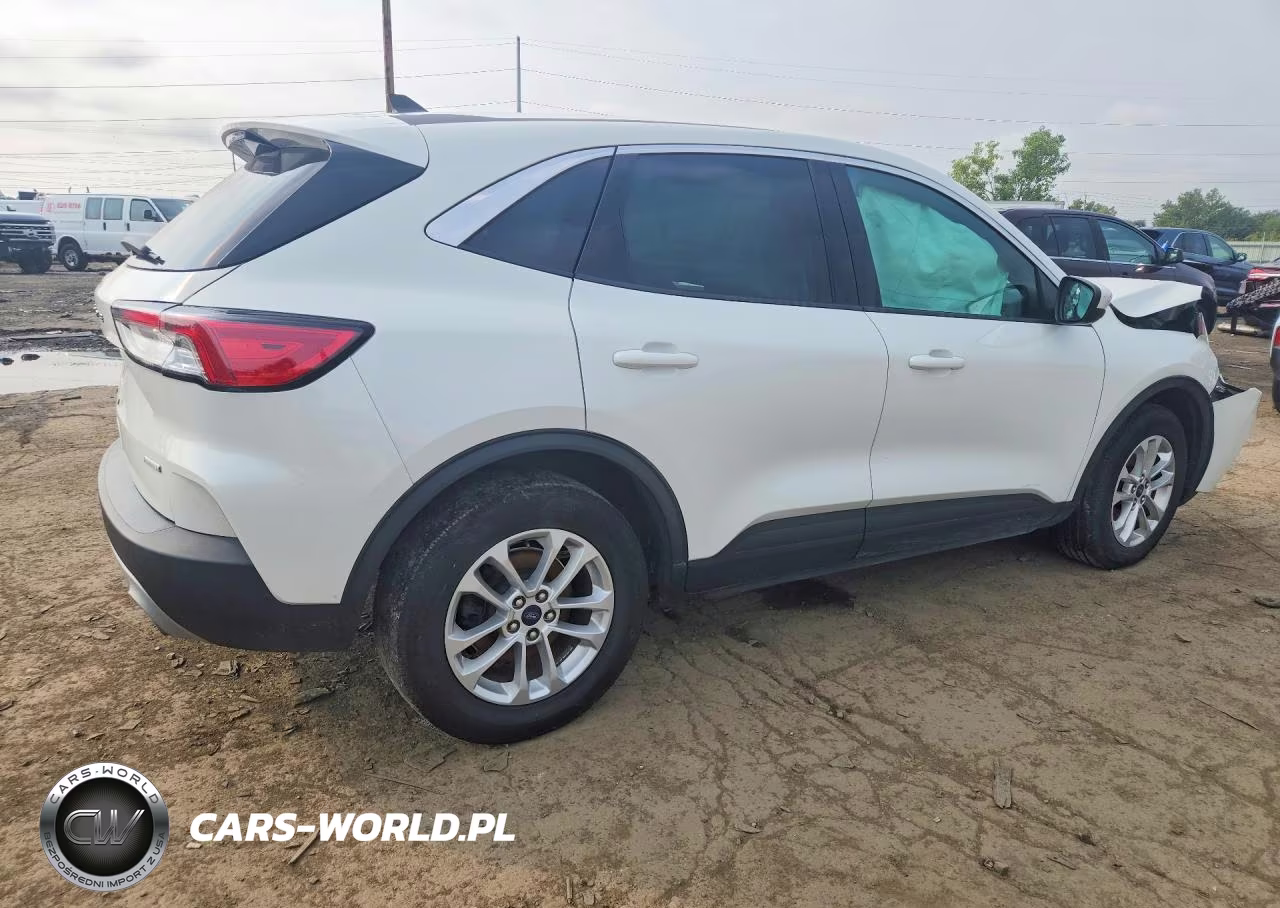 2020 Ford Escape Se VIN:1FMCU0G69LUA99177 - 3