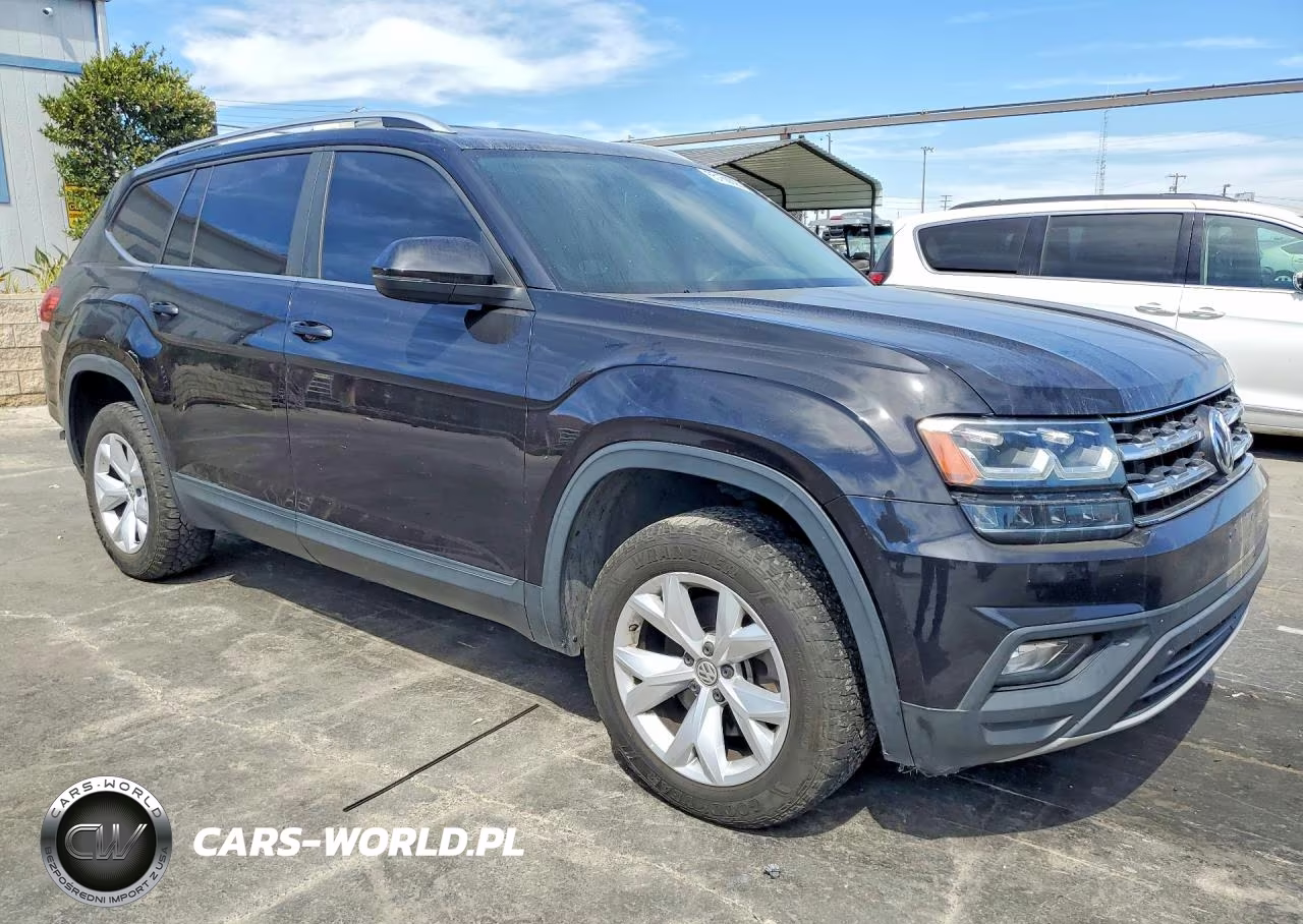 2018 Volkswagen Atlas Se VIN:1V2CR2CA1JC571840 - 4