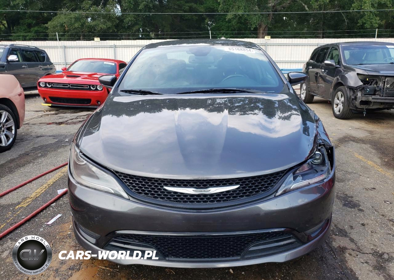 2015 Chrysler 200 S VIN:1C3CCCBG3FN608580 - 5