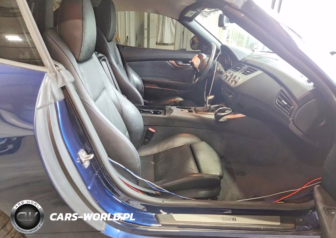 2012 BMW Z4 Sdrive35I VIN:WBALM7C51CE385039 - 10