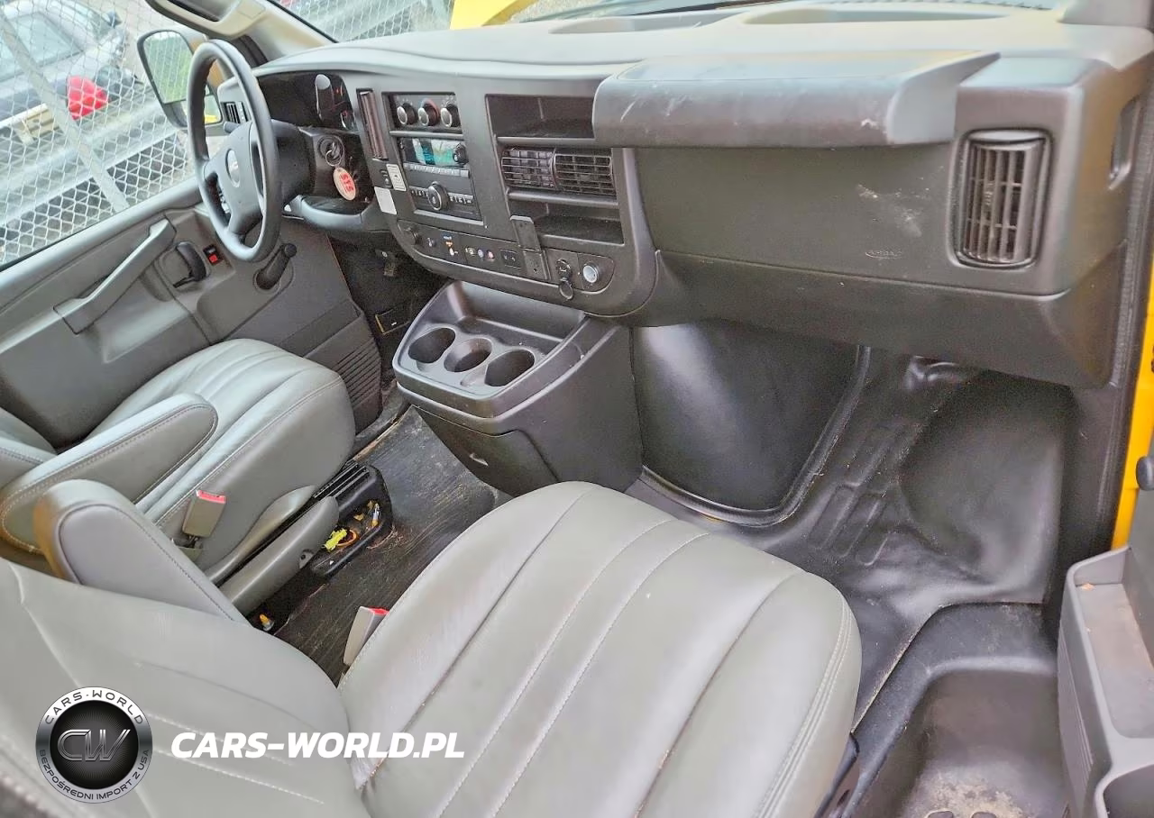 2020 GMC Savana Cutaway Work Van VIN:1GD07RFP3L1182212 - 8