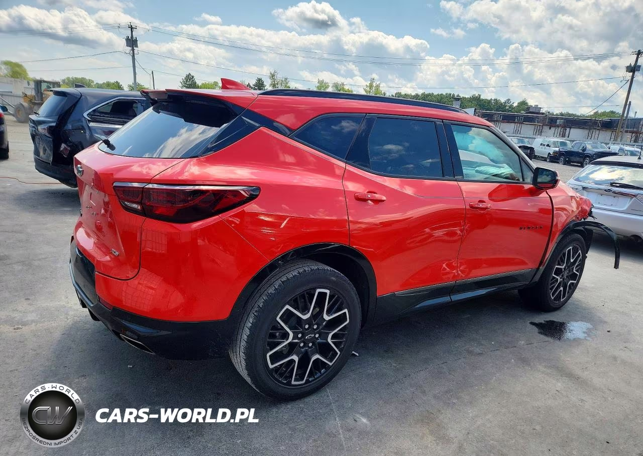 2025 Chevrolet Blazer Rs VIN:3GNKBERS3SS125386 - 3