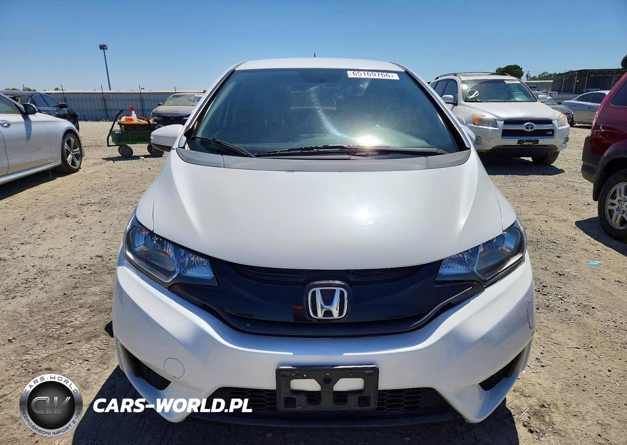 2015 Honda Fit Lx VIN:3HGGK5H58FM722930 - 5