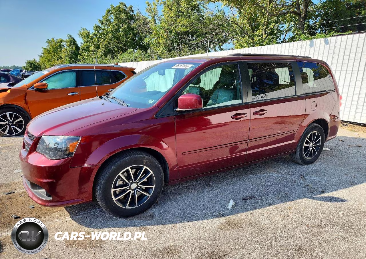2017 Dodge Grand Caravan Gt VIN:2C4RDGEG4HR681081 - 1