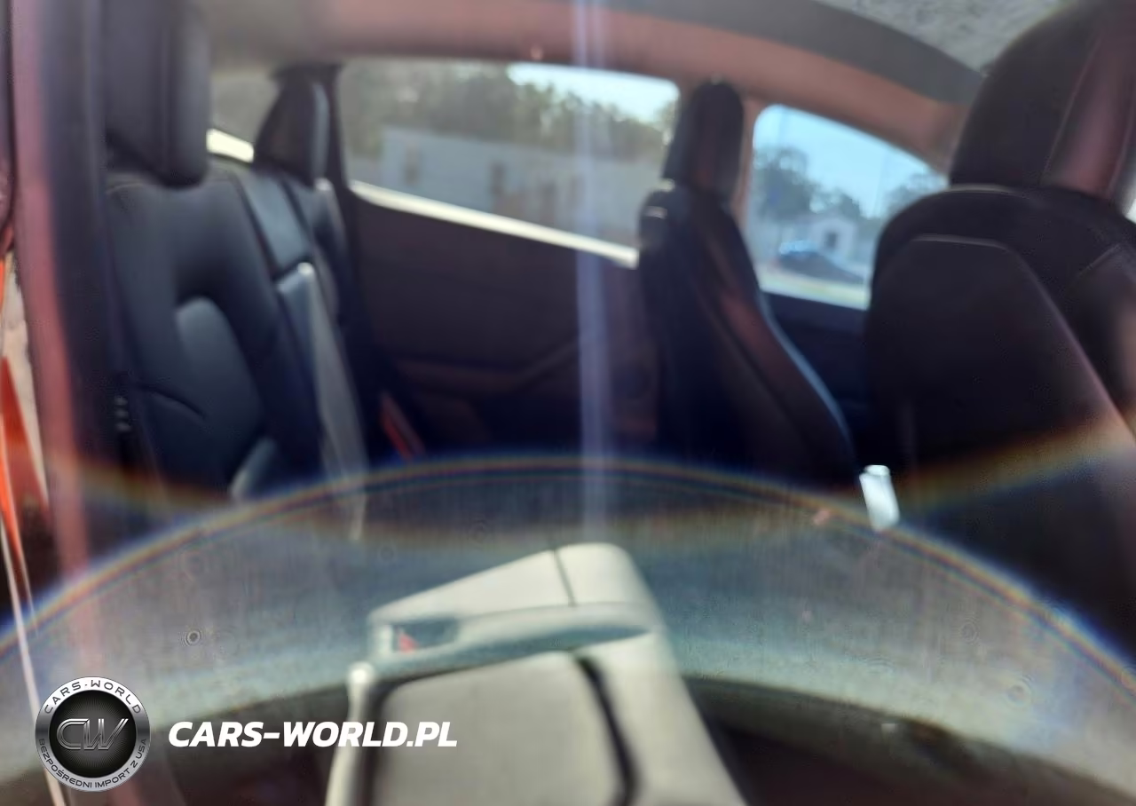 2021 Tesla Model Y VIN:5YJYGDEF8MF227091 - 10