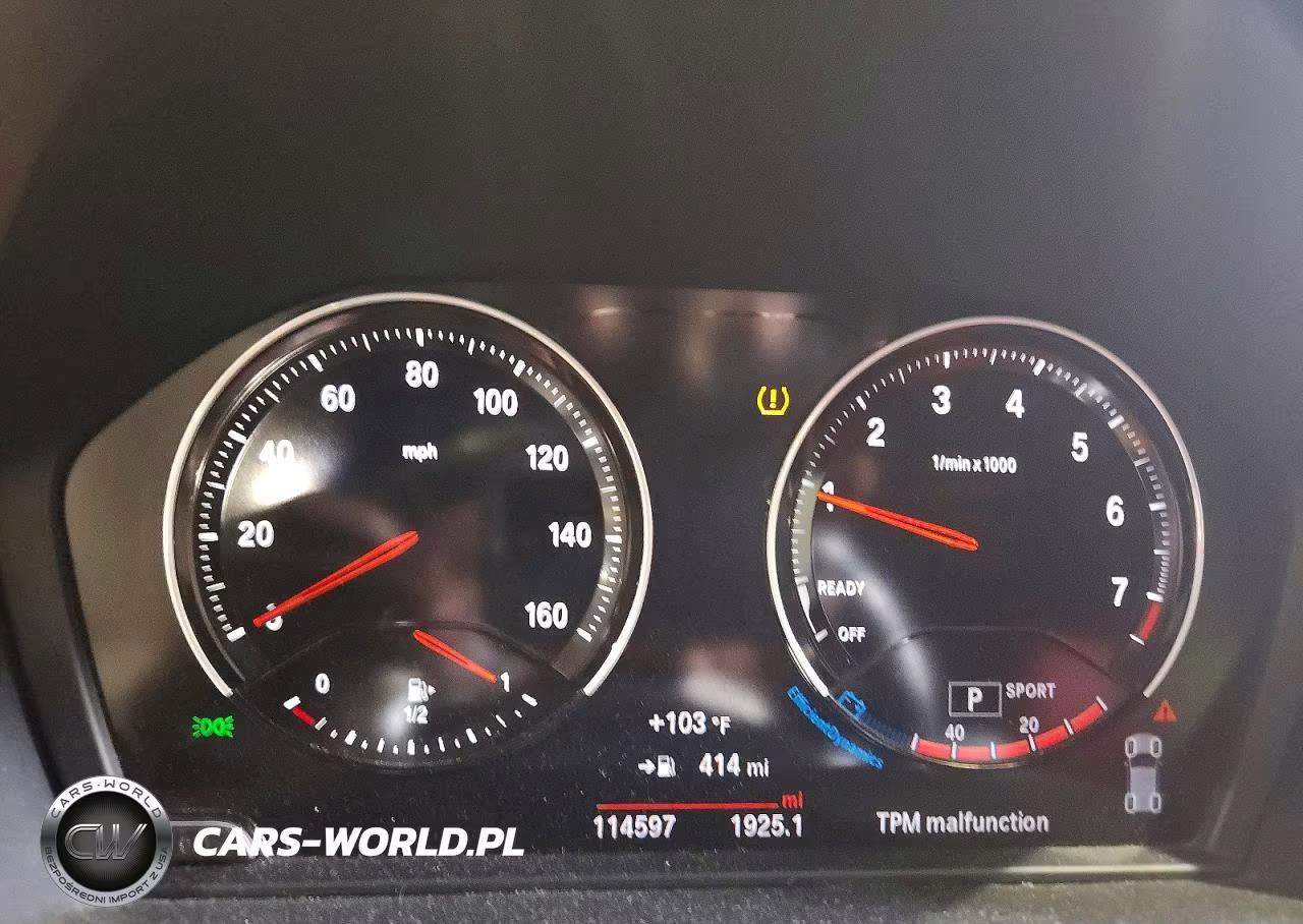 2018 BMW X2 xDrive28I VIN:WBXYJ5C30JEF74367 - 9
