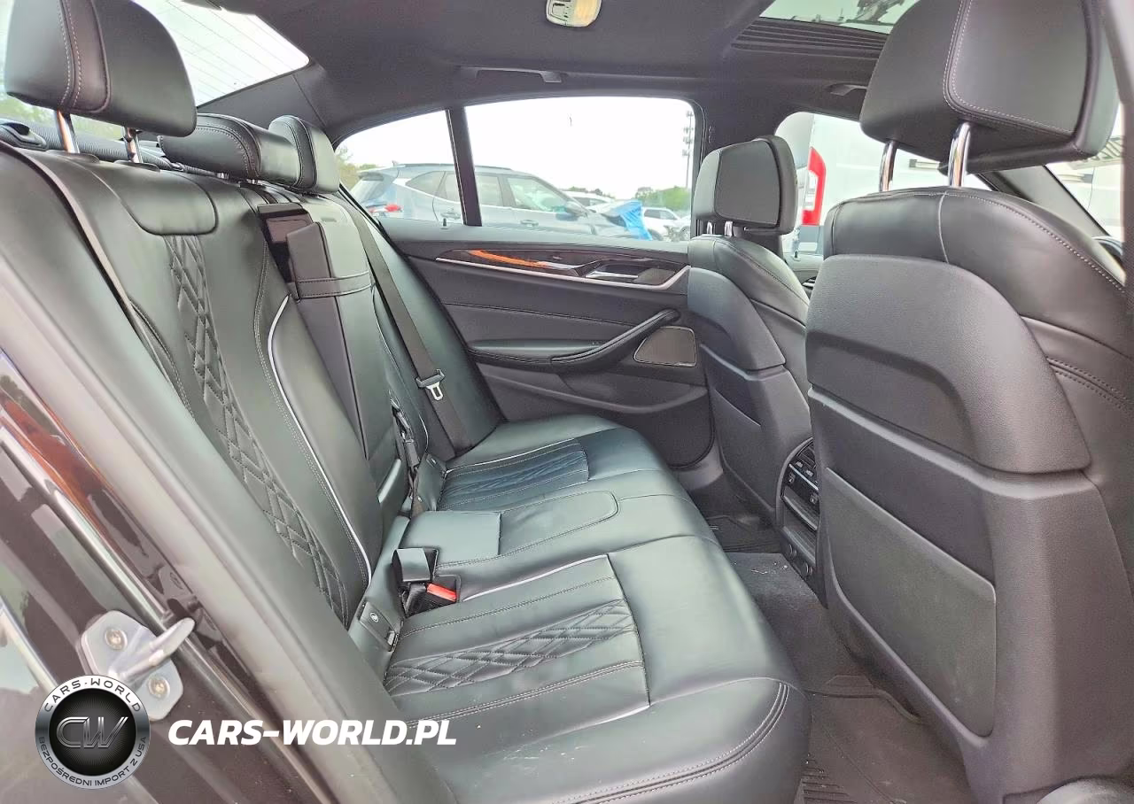 2019 BMW M550Xi VIN:WBAJB9C57KB289148 - 10
