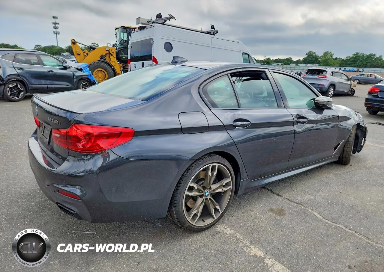 2019 BMW M550Xi VIN:WBAJB9C57KB289148 - 3