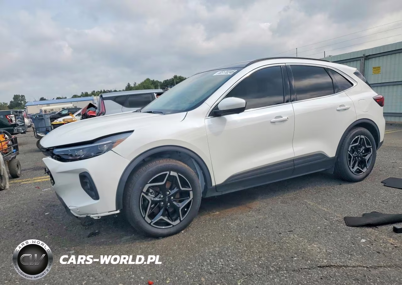 2026 Ford Escape Platinum – zdjęcie 1 z 13