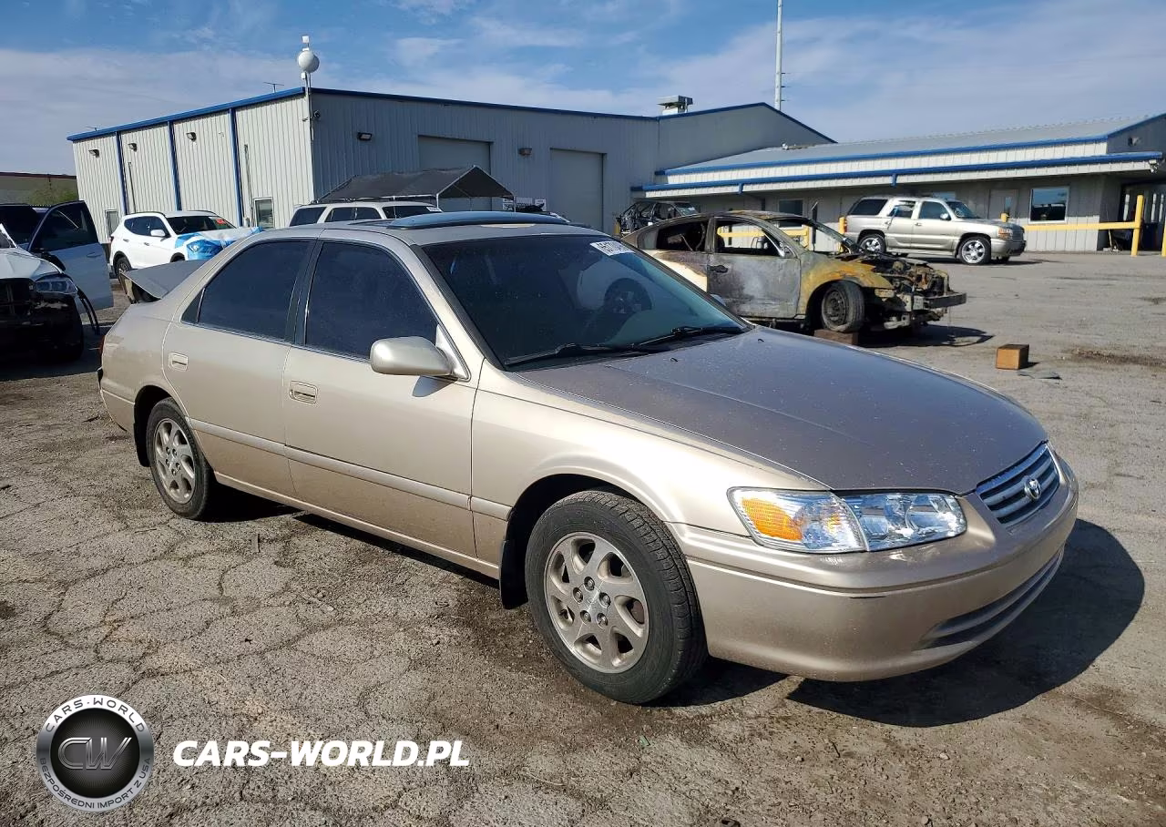 2000 Toyota Camry Le V6 VIN:JT2BF28K1Y0240350 - 4