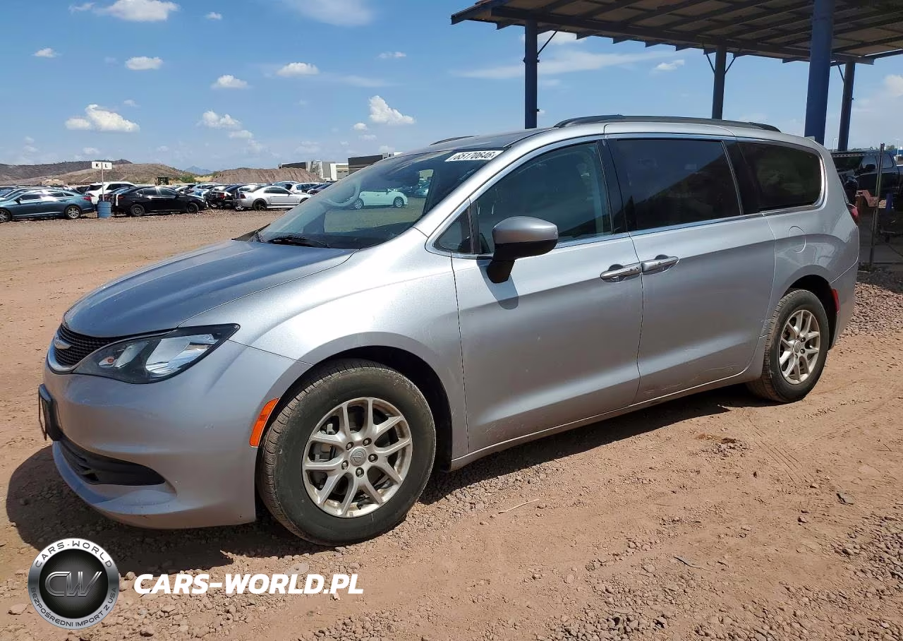 2020 Chrysler Voyager Lxi